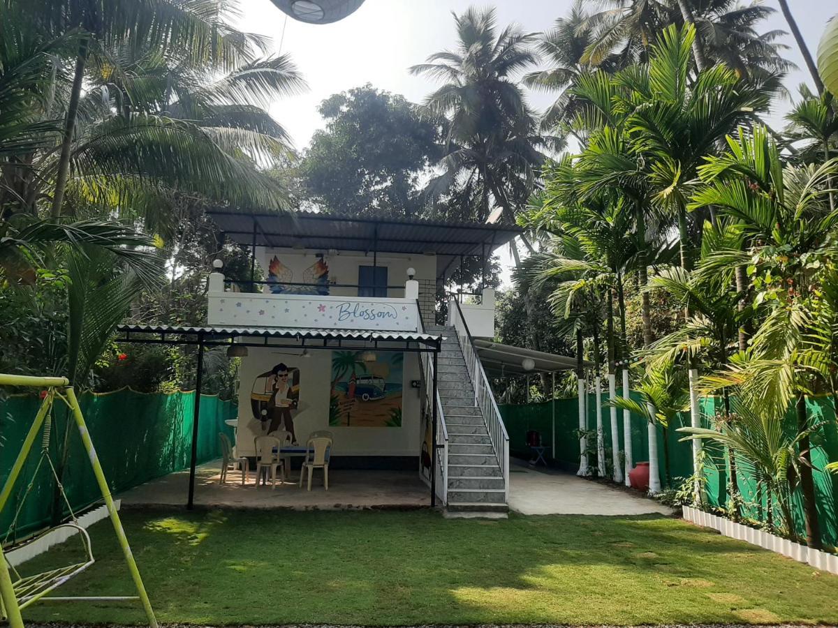 Blossom Holiday Home Alibag Exterior photo